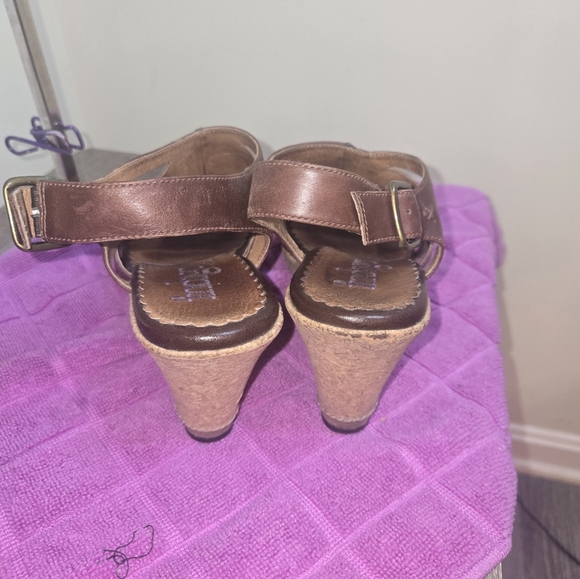 Clark's Sandals 3 for $15 - Picture 3 of 8